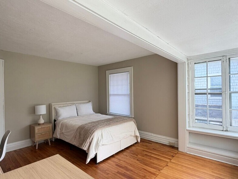 Building Photo - 750 Euclid Ave