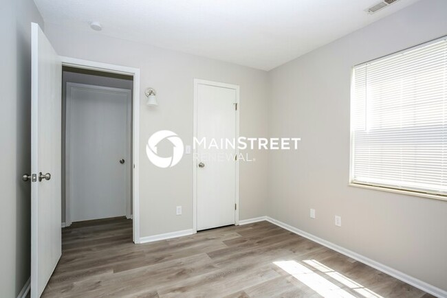 Building Photo - 2347 Bridlewood Blvd
