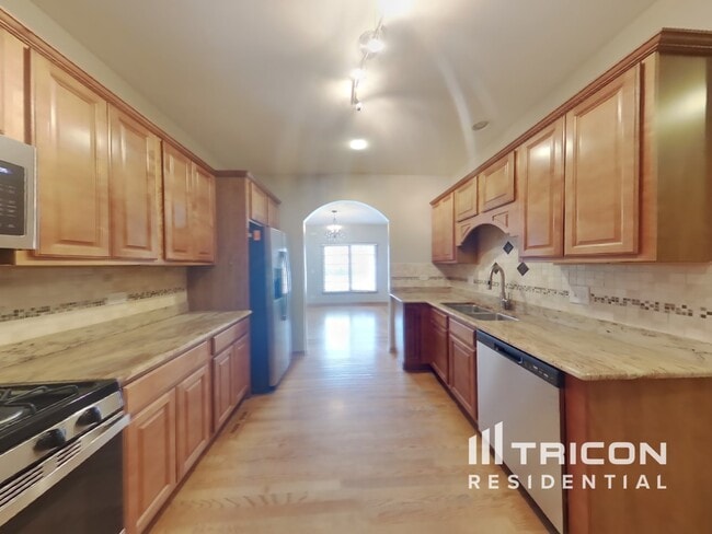 Building Photo - 593 Prairie Crossing Dr