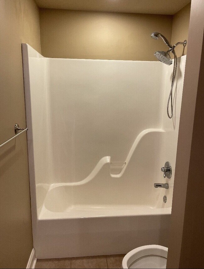 Building Photo - "Charming 3 Bedroom Home with 2 Full Baths in Jonesboro, AR - Don't Miss Out!"