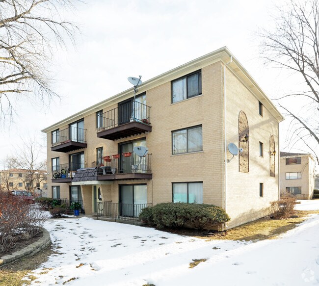 Building Photo - 1024 S York Rd