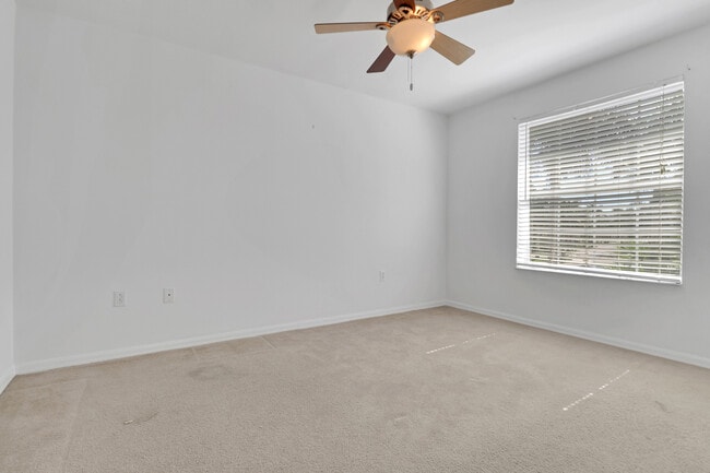 Building Photo - 14130 Winchester Ct