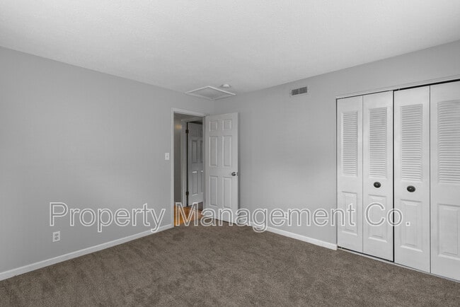 Building Photo - 9159 Wrenwood Ln