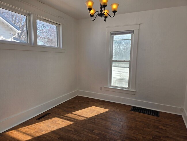 Building Photo - 204/206/208 N Fort Wayne St