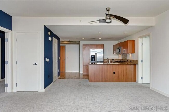 Building Photo - 800 The Mark Ln