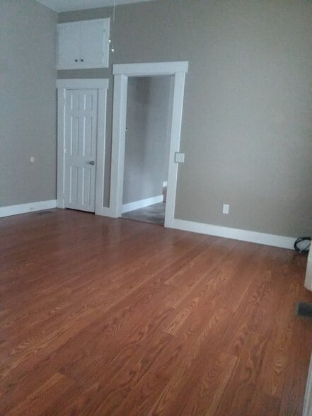 Building Photo - 2405 N 7th St