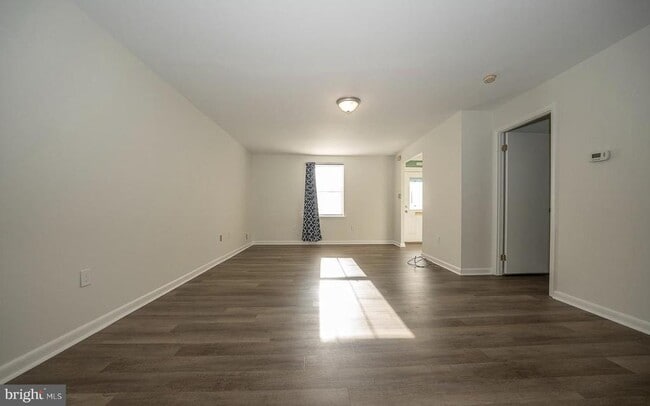 Building Photo - 835 N Uber St