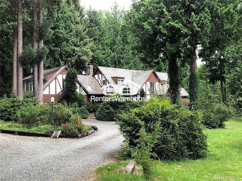 Building Photo - 4902 Issaquah-Pine Lake Rd SE