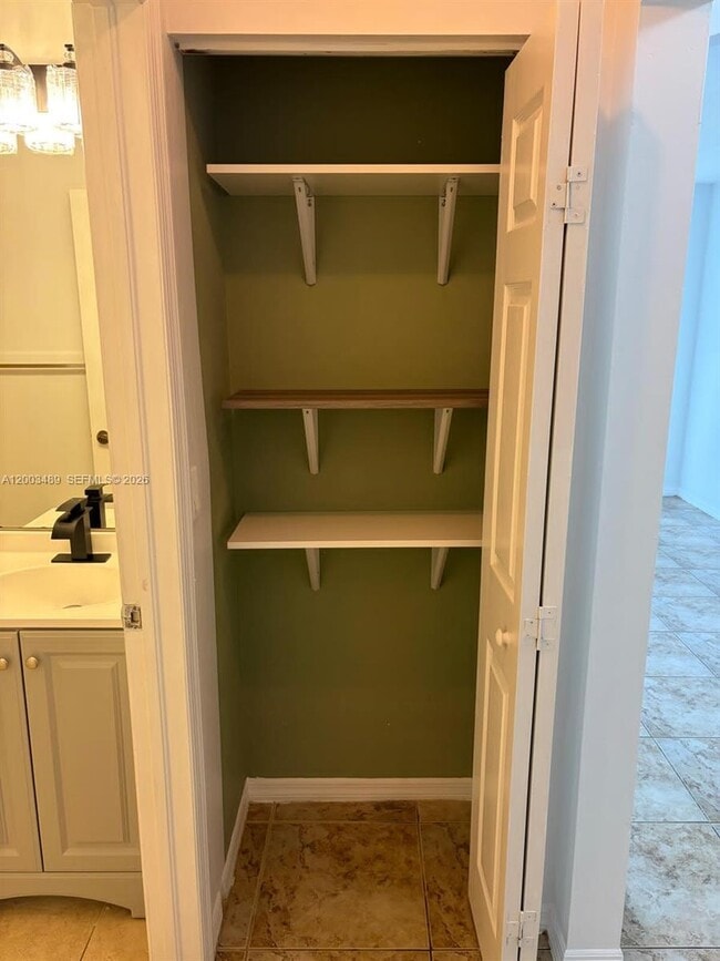 Building Photo - 4953 Windward Way