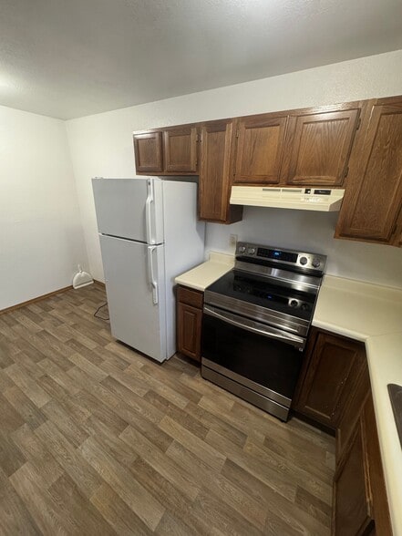 Building Photo - 228 Princess Dr