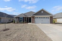 Building Photo - 9102 Eagle Trce Dr SE