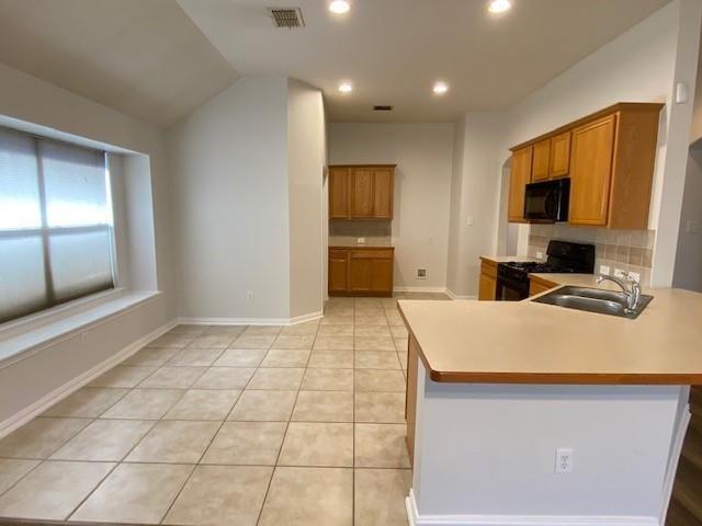 Building Photo - 7200 Kentish Dr