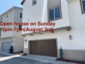Building Photo - 5985 Huntington Dr