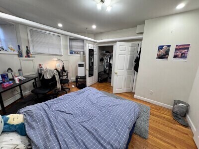 Building Photo - 24 Euston St