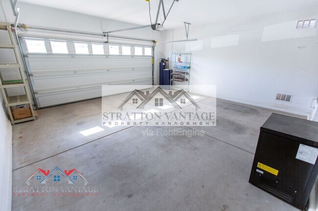 Building Photo - 22486 E Russet Rd