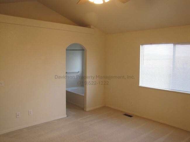 Building Photo - Gorgeous 4 Bedroom Home in Widefield/Fountain Area