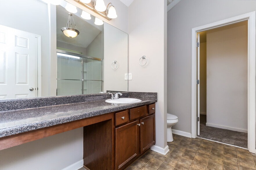 Building Photo - 137 Centerra Springs Dr