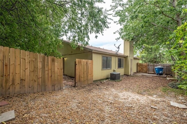 Building Photo - 12901 Chromite St