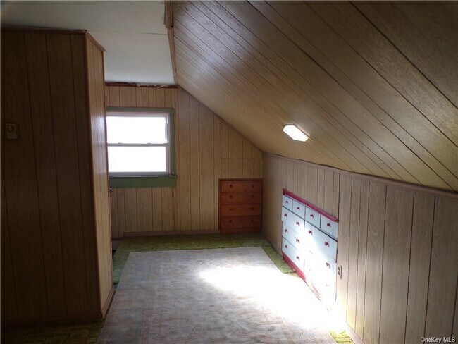 Building Photo - 38 Algernon St