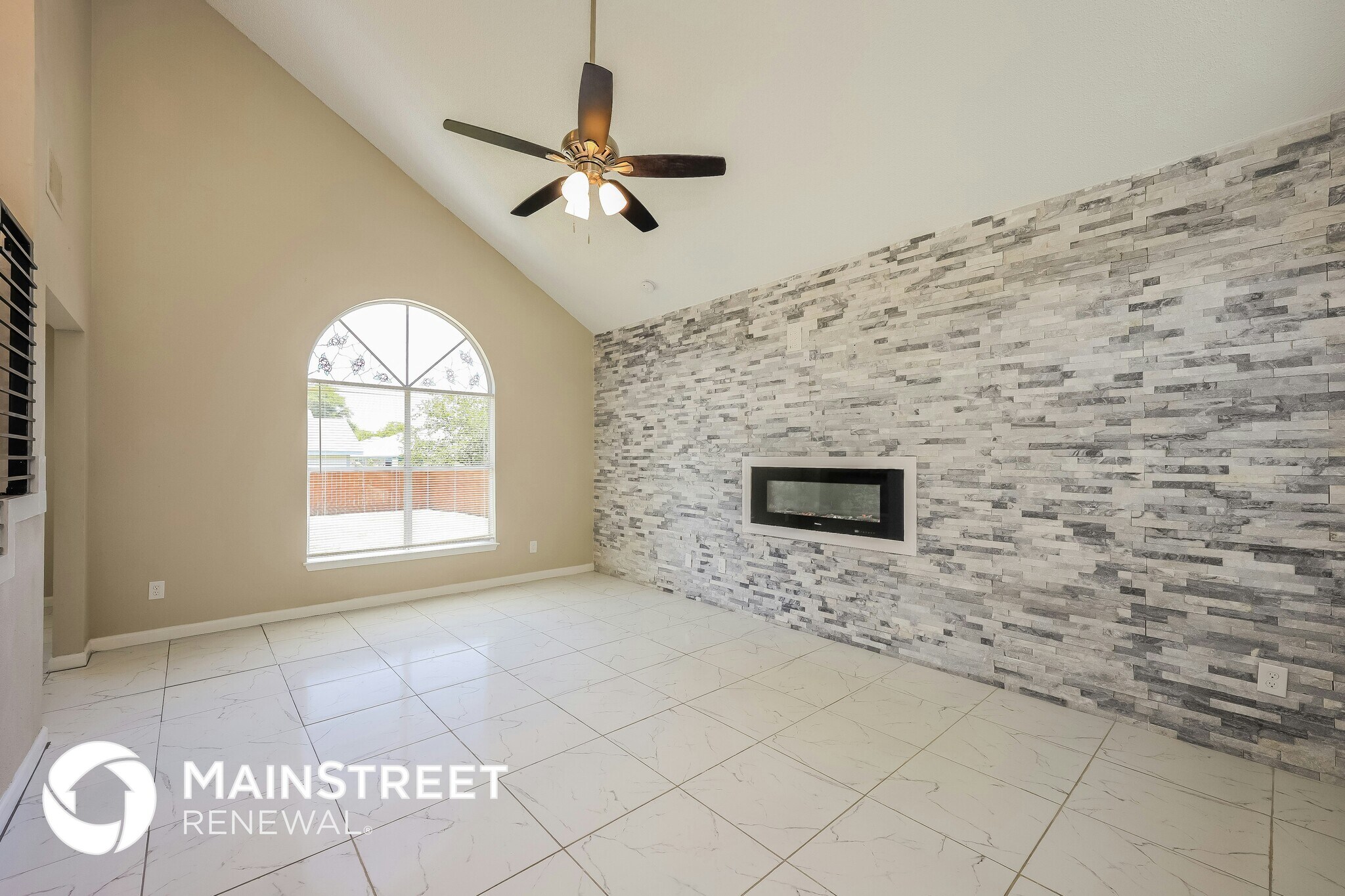 Building Photo - 6818 Still Lake Dr