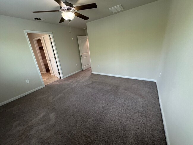 Building Photo - NEAR MEDICAL CENTER  |  GATED COMMUNITY   | 3 BEDROOMS  |  2.5 BATHS