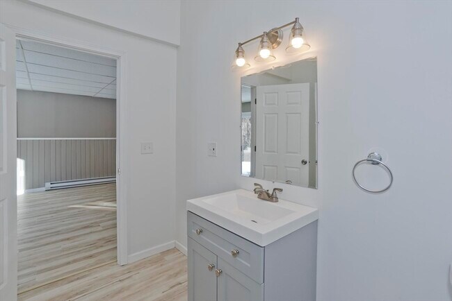 Building Photo - 16 Knightville Dam Road