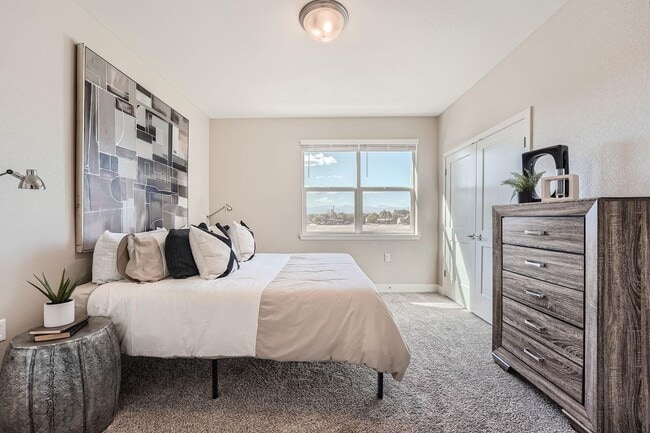 Building Photo - 2502 Colt Wy