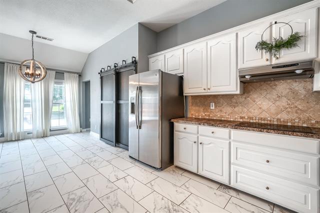 Building Photo - 1865 Farm to Market Rd 552