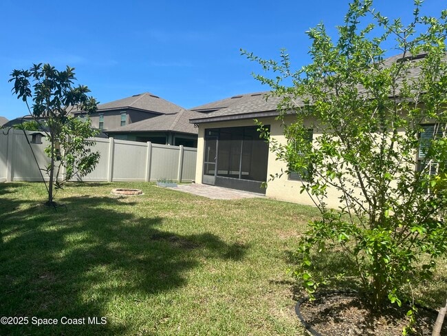 Building Photo - 1343 Musgrass Cir