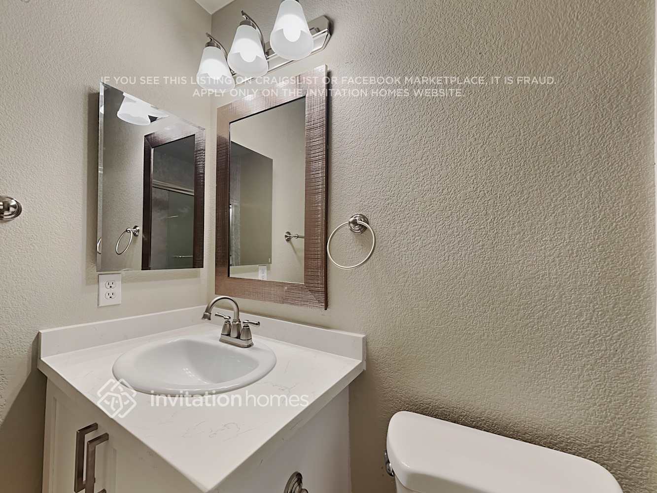 Building Photo - 8237 Rocky Bluff Way