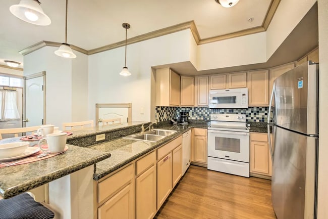 kitchen - 418 Beachfront Dr