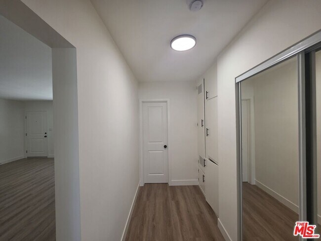 Building Photo - 25226 Loytan St