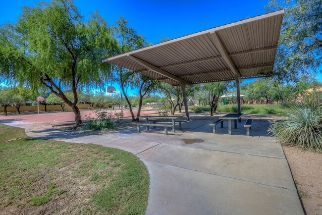 Building Photo - Located in Mesquite Ranch and the Award Wi...
