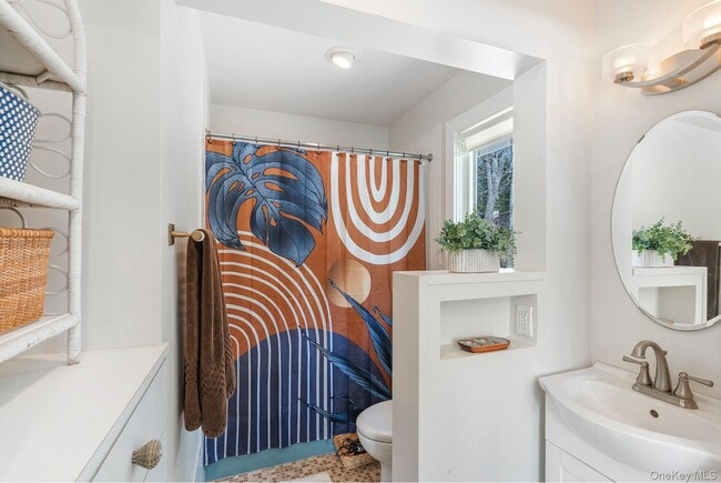 Building Photo - 123 Windward