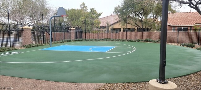 Building Photo - 10465 Saddle Mountain St