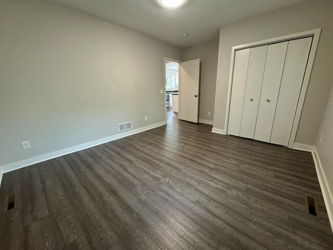 Building Photo - 1012 Jackson St NW