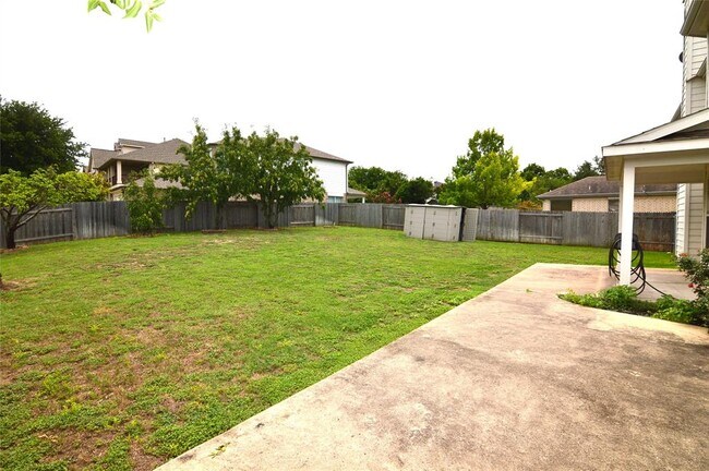 Building Photo - 801 Barefoot Cove