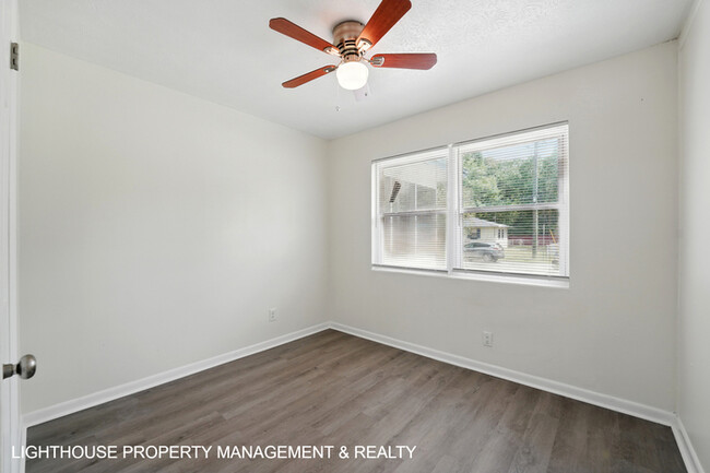 Building Photo - Fully Renovated 3 Bed/1 Bath Home with Att...