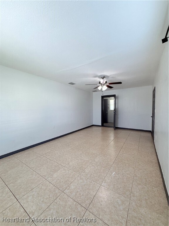 Building Photo - 3515 Marlin Dr