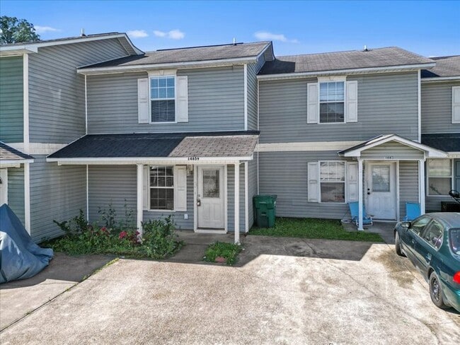 Building Photo - 14859 Angela Dr