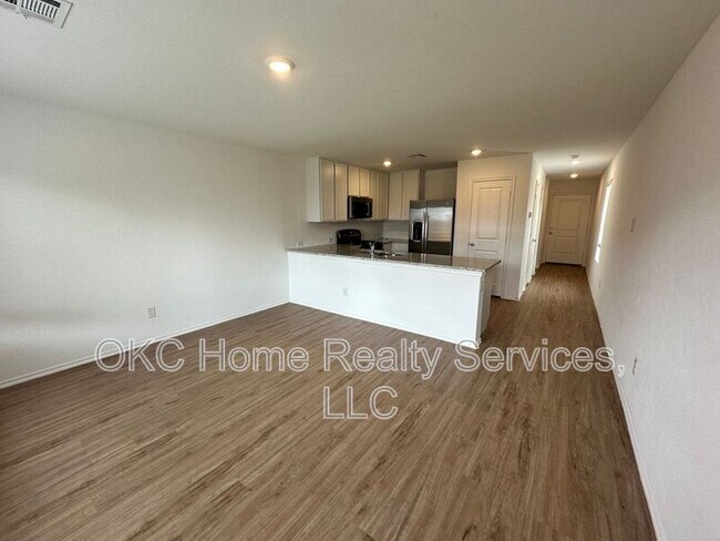 Building Photo - 3313 NW 148th St