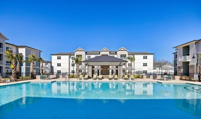 Building Photo - 1109 Augusta Dr