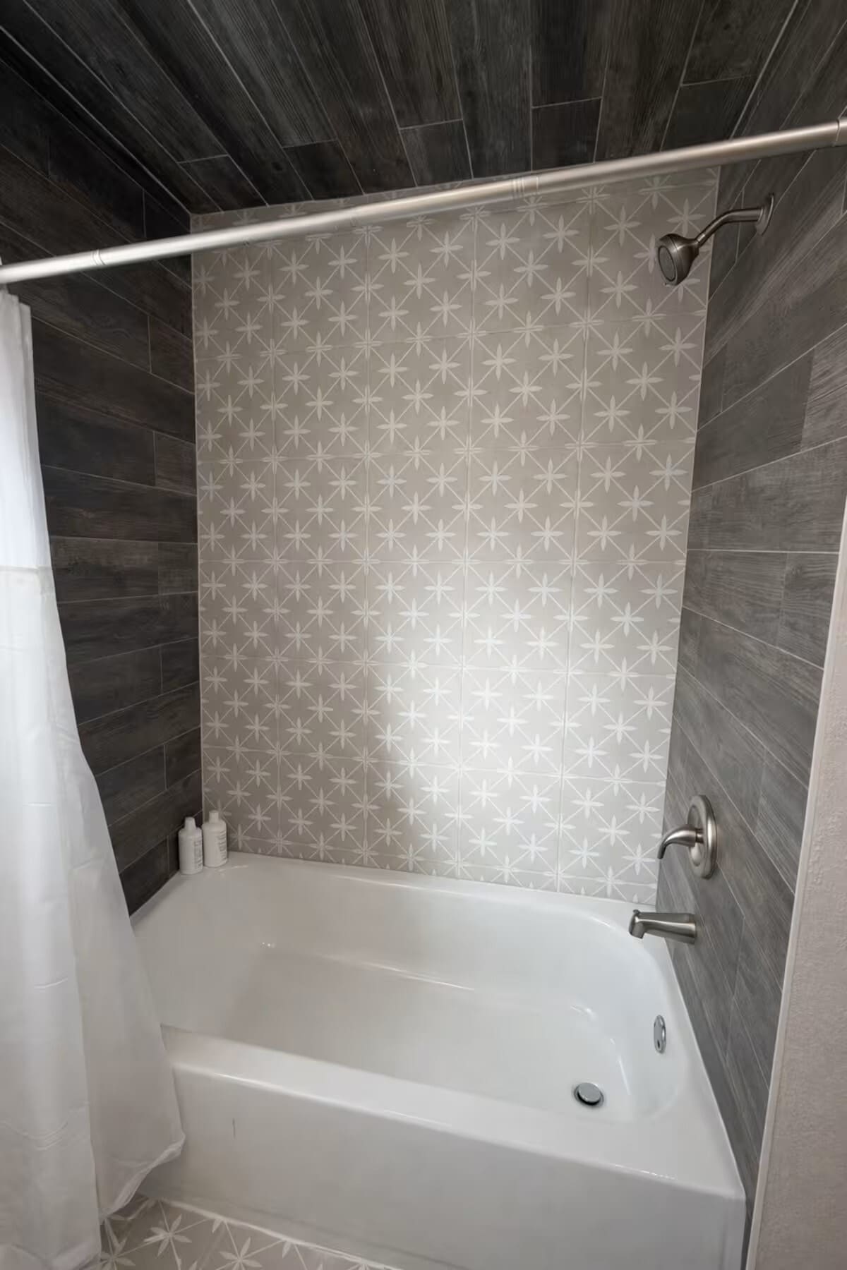 Building Photo - 3711 Nashville Ave