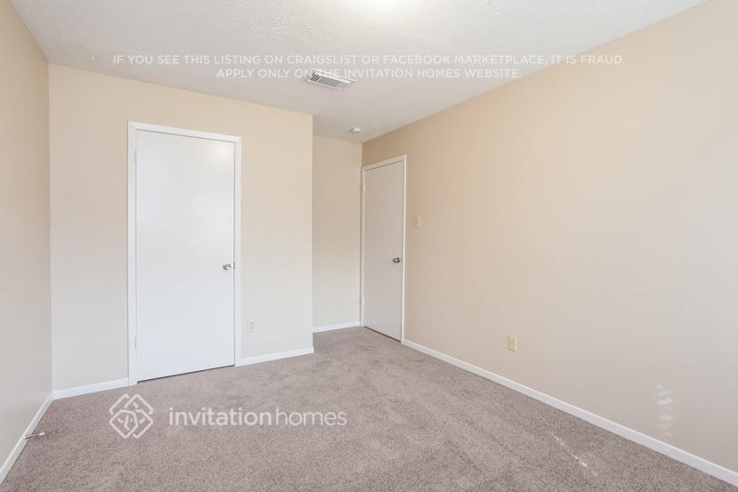 Building Photo - 527 Shealy St