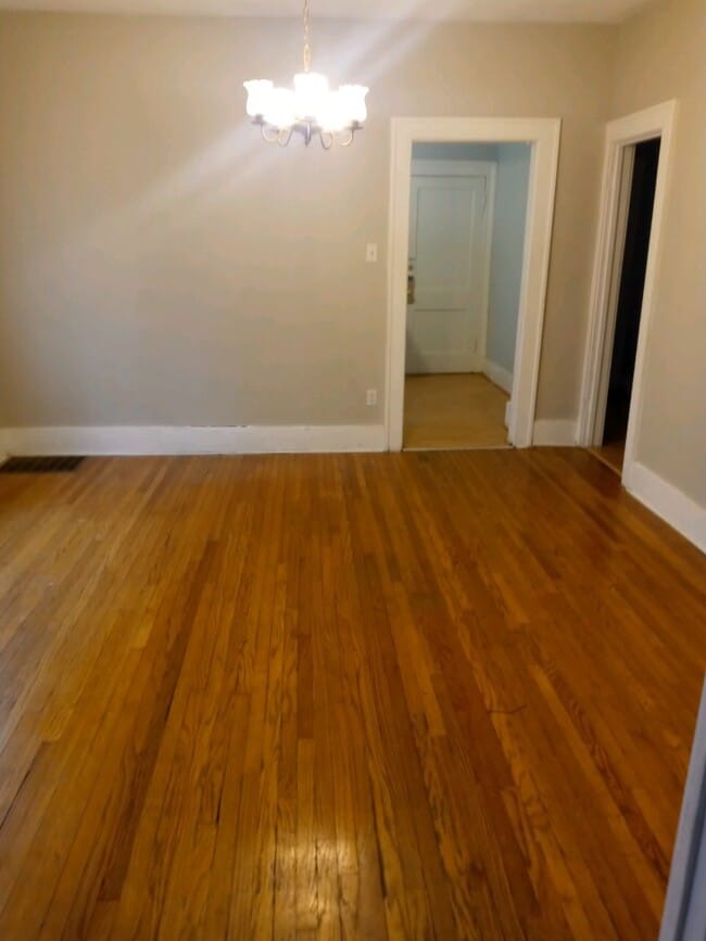 Building Photo - 440 W Cook St