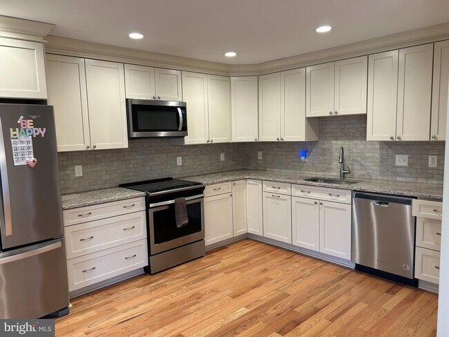 Building Photo - 603 Budleigh Cir