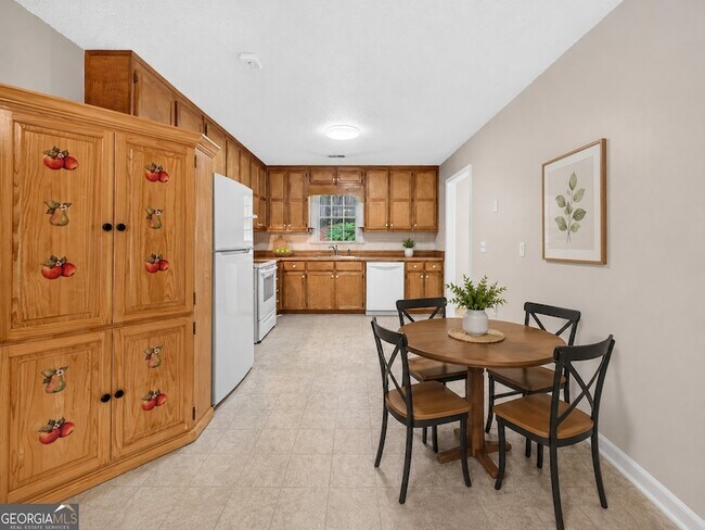 Building Photo - 129 Springbrook Dr