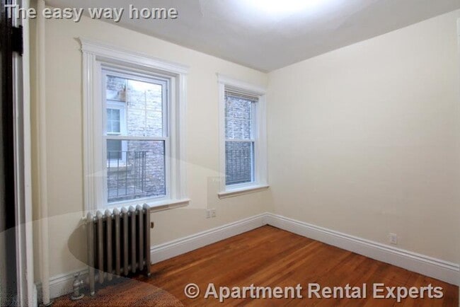 Building Photo - 31 Park Dr