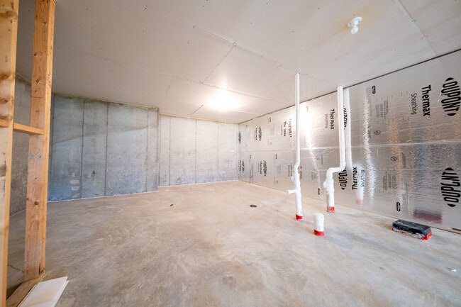 Building Photo - 3849 Thrush St