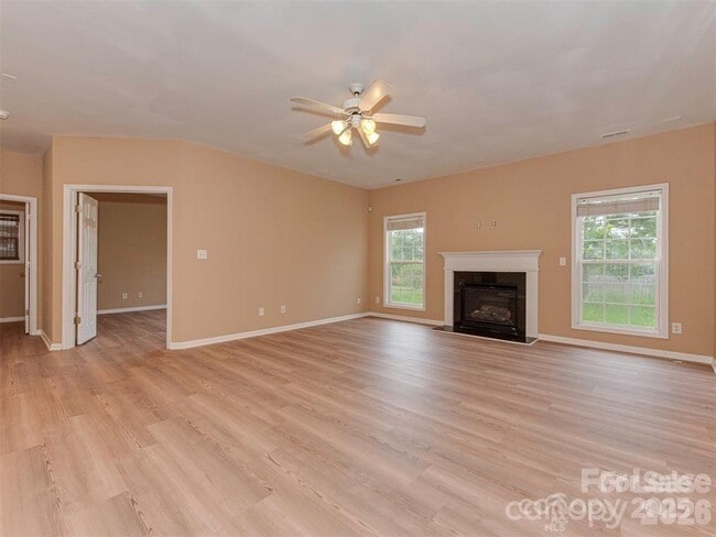 Building Photo - 5607 Fulton Ridge Dr